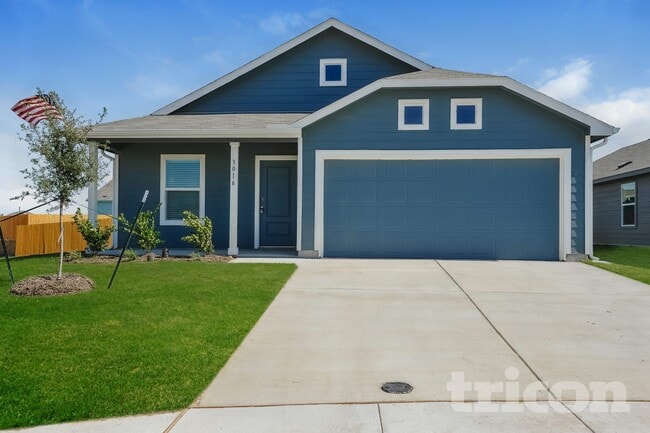 Building Photo - 3016 Pine St