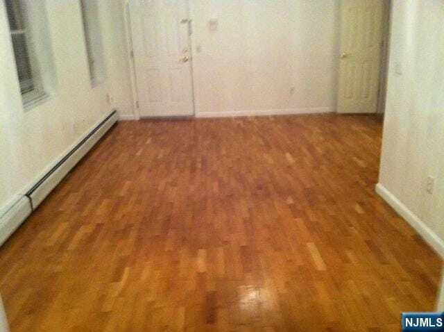 Photo - 37 Bergen Blvd