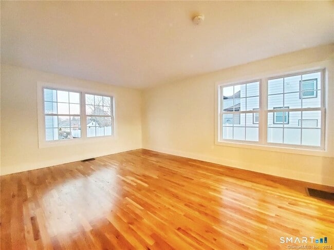 30 Ferris Ave Unit B4