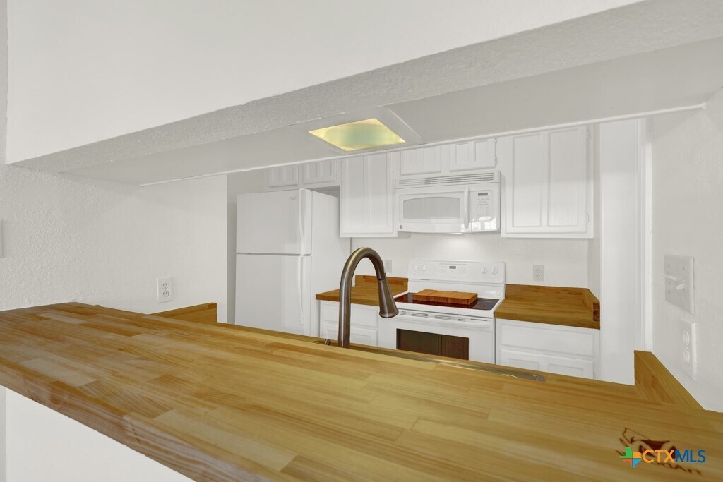 Photo - 1202 Thorpe Ln Unit 701