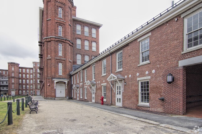 Photo - Boott Cotton Mills West