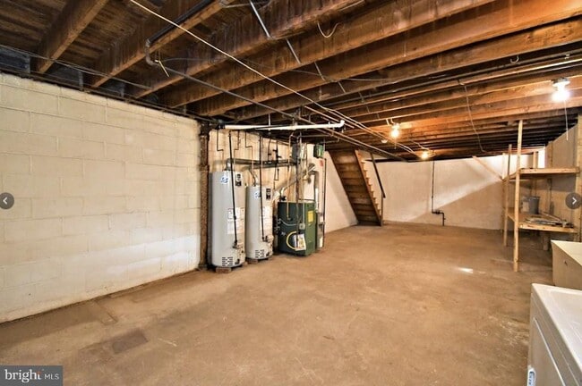 Photo - 102 Borbeck Ave