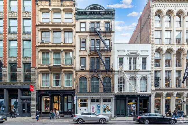 Photo - 508 Broadway