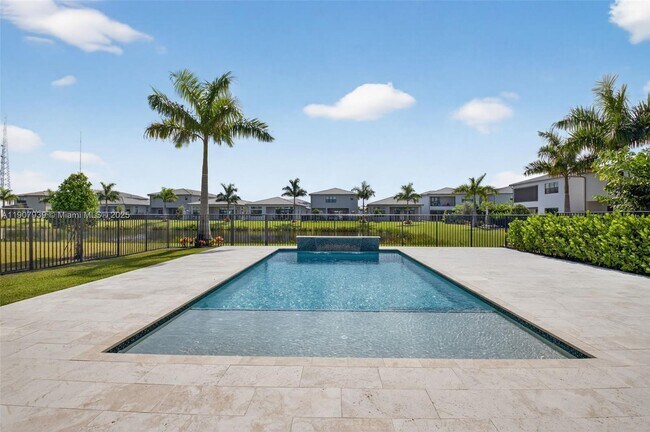 Photo - 8356 Royal County Down Rd