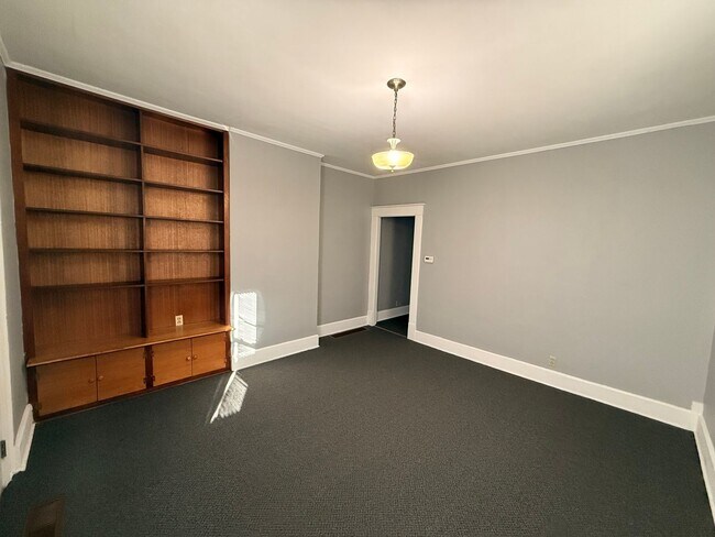 Photo - 617 E Main St Unit Apt A