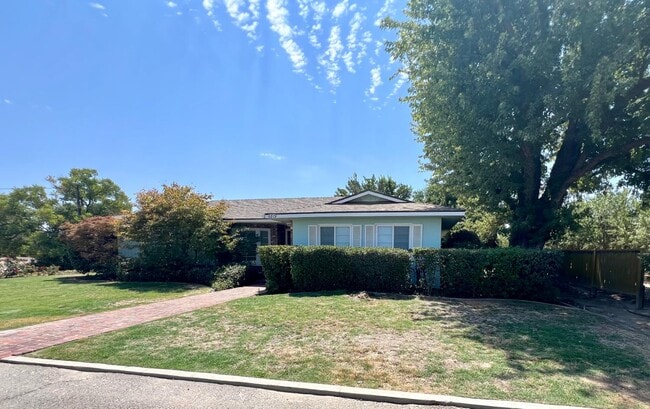 Photo - 6819 E Dinuba Ave