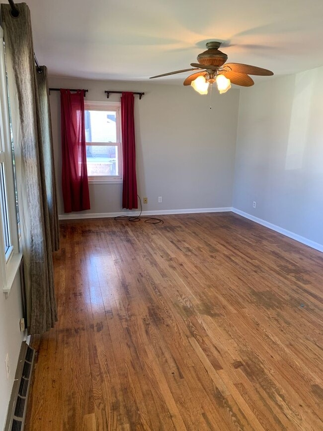 Photo - 2 BEDROOM, 2 BATHROOM, 2 BONUS ROOM SINGLE FAMILY HOME