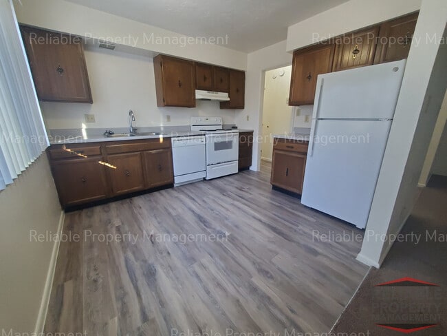 Photo - 250 S Water Ave Unit 2