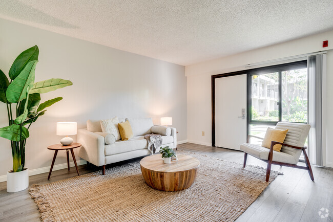 Interior Photo - University Park Rental