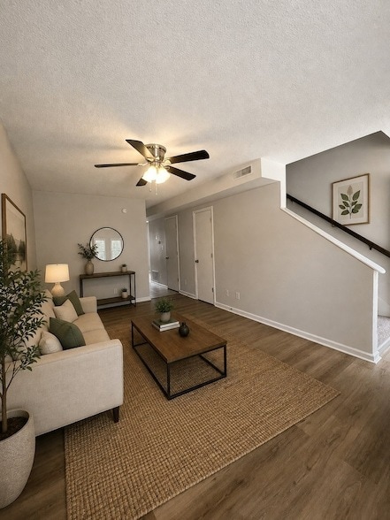 112 Coyote Ct