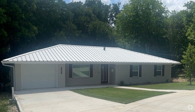 Building Photo - 3 BEDROOM, BELTON ISD Rental