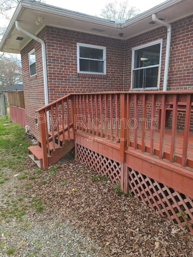 Photo - 6529 Holliday Rd