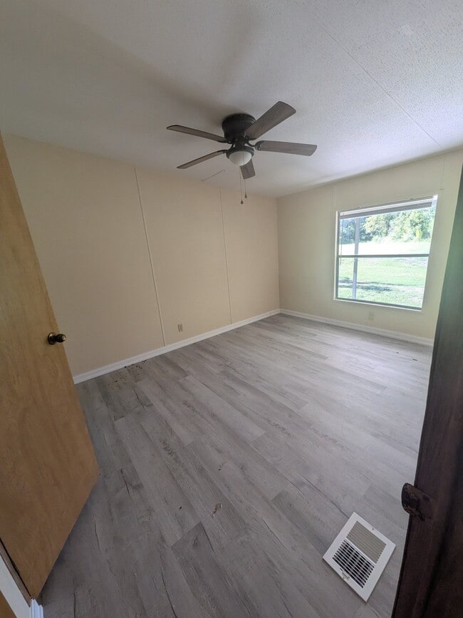 Photo - 3276 Mt Tabor Rd