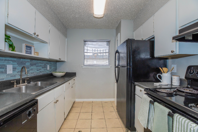 Building Photo - 4848 Goldfield Dr Unit 11-0143 Rental