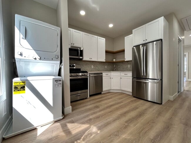 Photo - 115 CARTERET Ave Unidad 2