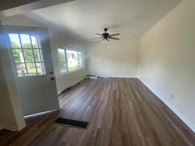 Photo - 1023 36th St Unit 1054 37th St