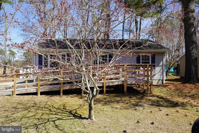 Photo - 115 Ridgefield Ln House