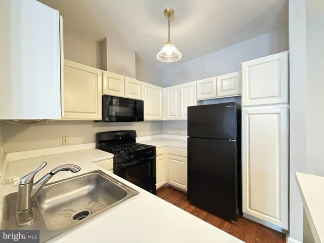 Photo - 5004 Stone Shop Cir Unidad 5004