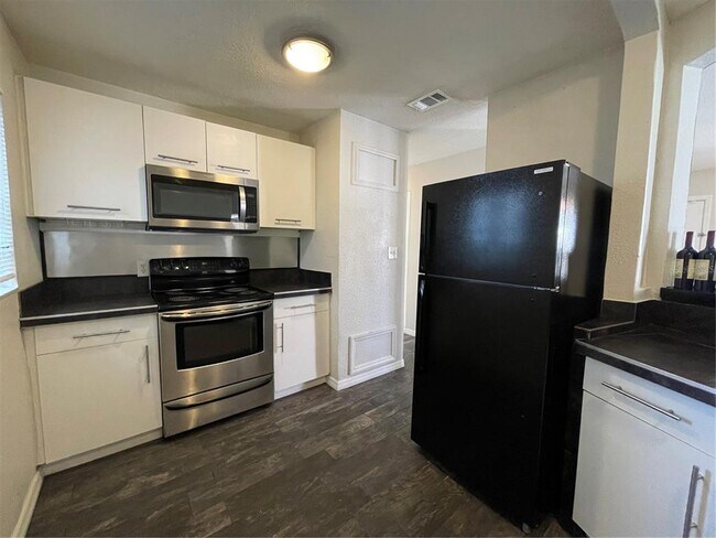 Photo - 1311 W Lemon St