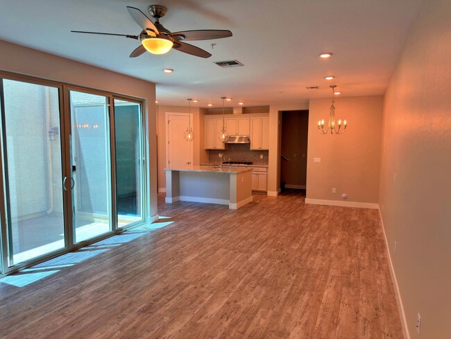 Photo - 3855 S McQueen Rd