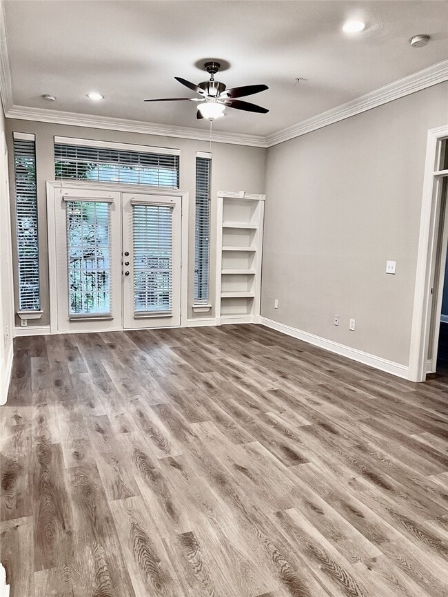 Photo - 5353 Memorial Dr