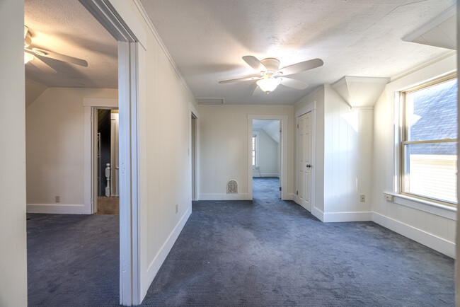 Photo - 354 Union Ave Unit Apt B.