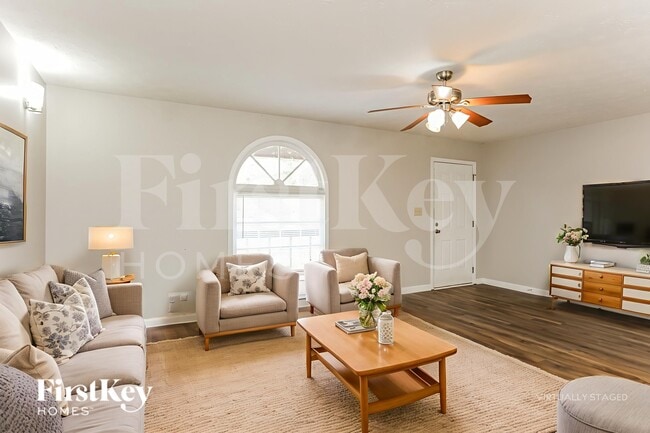 Photo - 45 Water Way Trail