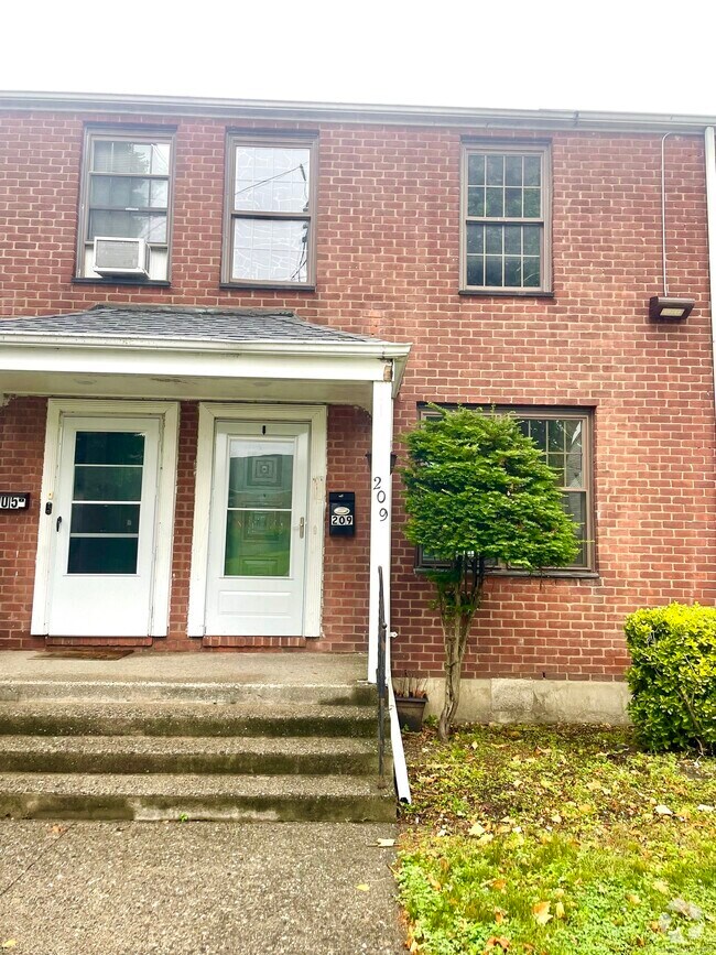 Building Photo - 209 Virginia Ave Unit 209 Rental