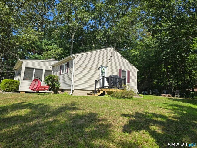 55 Dogwood Rd