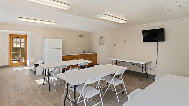 Castlerock Apartment Homes
