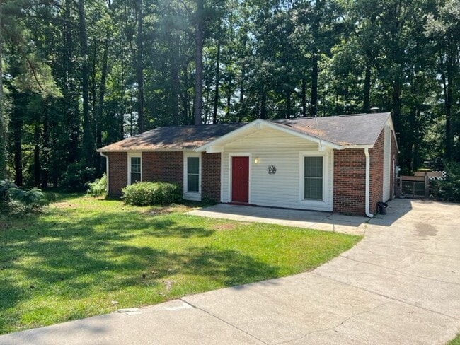 Photo - Cozy 3 Bedroom, 1.5 Bath Home in Brynn Marr