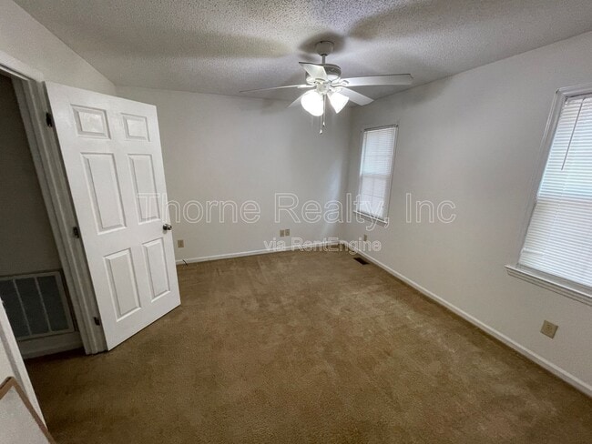 Photo - 101 Opossum Trot Ct