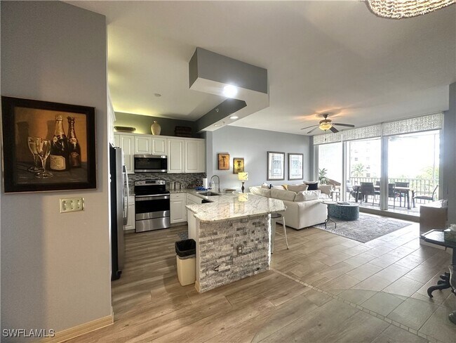 Photo - 470 Launch Cir Unidad V-503