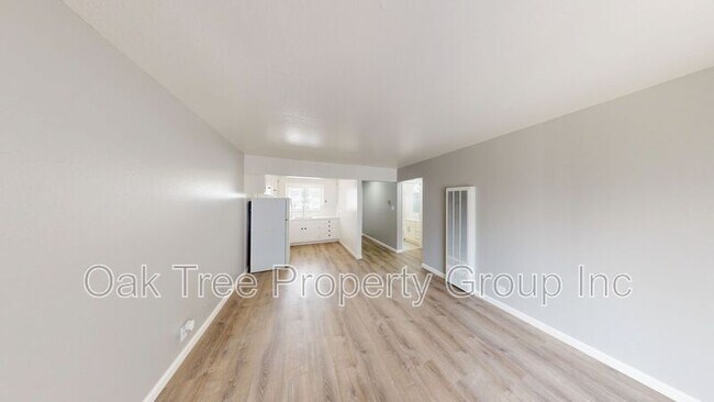 Photo - 529 41st St