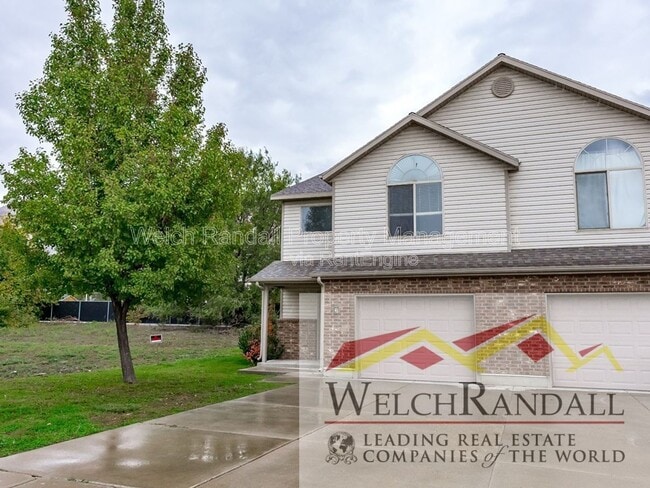 Building Photo - 1428 N 2575 E