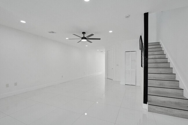 Photo - 1215 W Las Olas Blvd