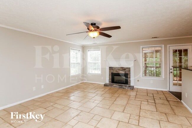 Photo - 5651 Skylar Creek Ln NE