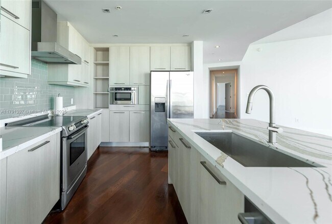 Photo - 1900 N Bayshore Dr Condo Unit 4412