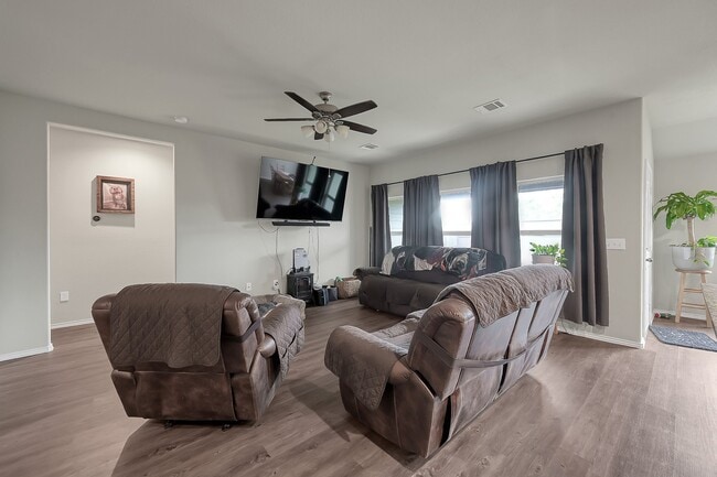 Photo - 15127 Willow Tree Ln