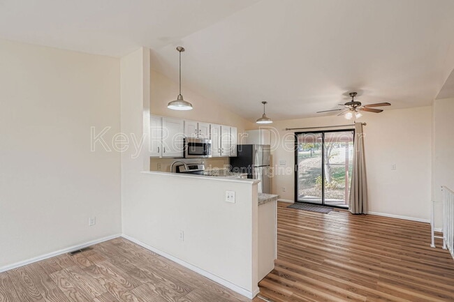 Photo - 7421 Harlan Way