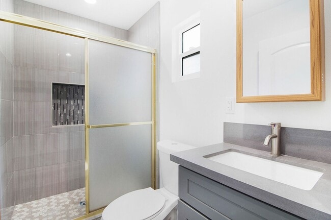 Photo - 1740-1742 Rose Ave Triplex Unit 1742   A