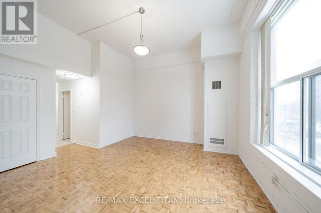 Photo - 1407 Dupont St Unit 315