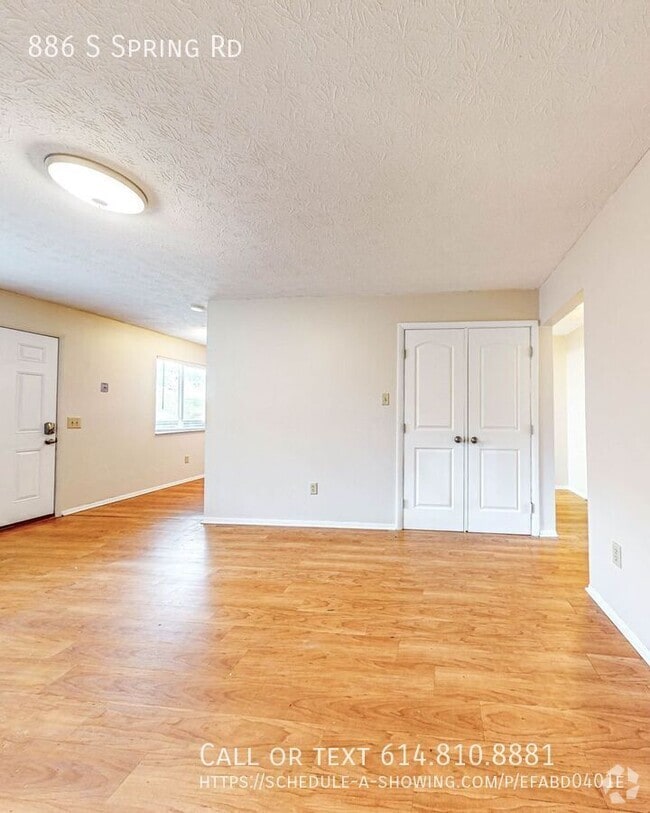 Building Photo - 886 S Spring Rd Rental