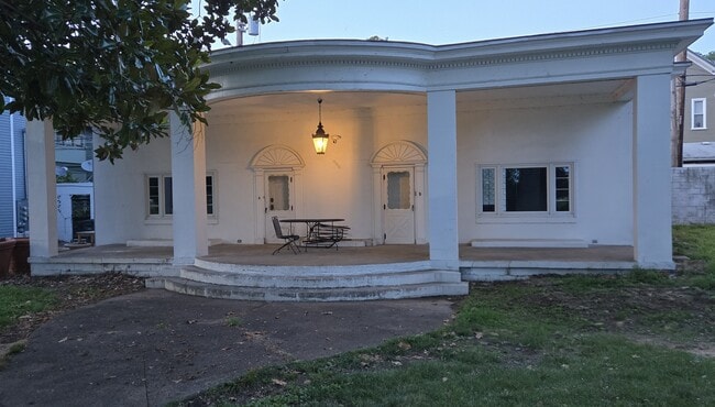 606 Sunset Ave Unit A