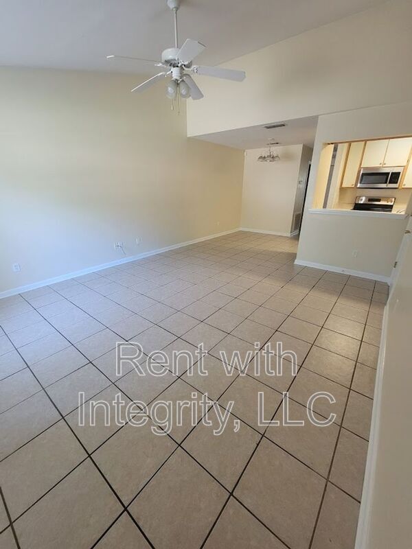 Photo - 1350 Castelnau Ct Unidad Apt C
