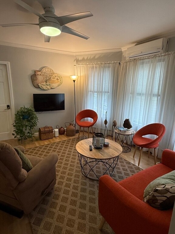 Photo - 159 Walnut St Unidad 2