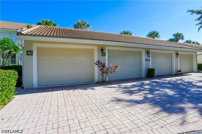Building Photo - 14550 Red Fox Run Unit 402