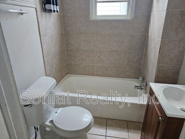 Photo - 3612 Palmyra St