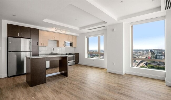 Building Photo - 99 Kneeland St Unit 501 Rental