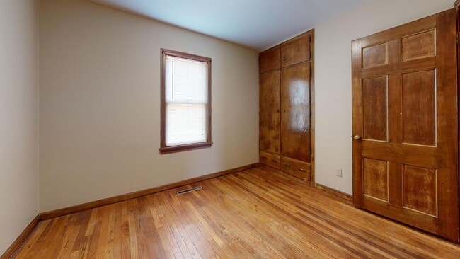 Photo - 3 Bedroom, 2 Bathroom House with Detached Garage